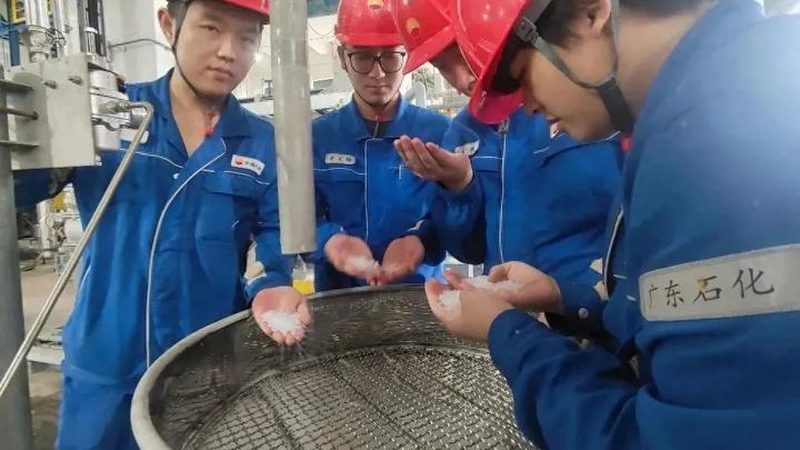 耐高温胶粘剂：揭秘其背后的手艺神秘与应用**